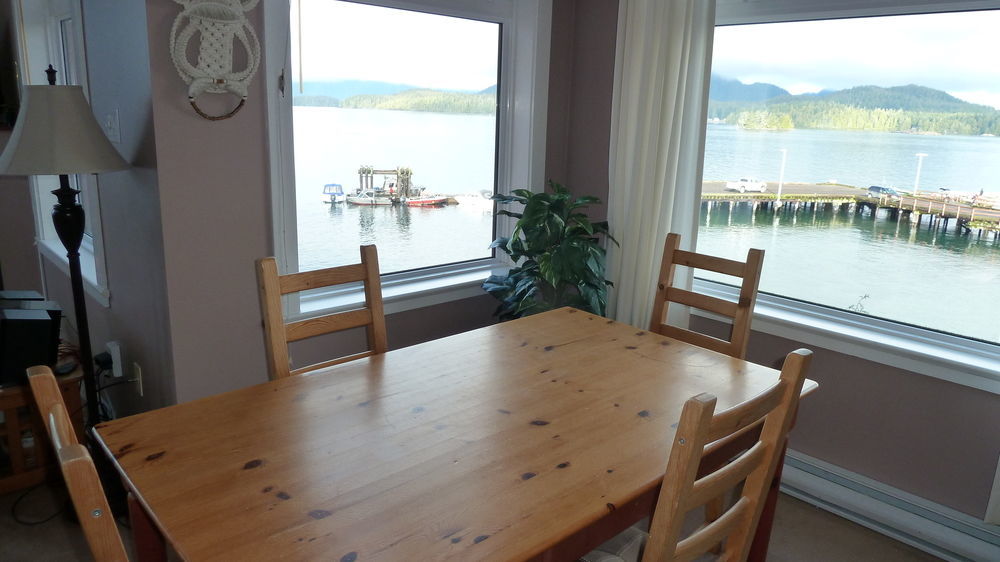 Fred Tibbs Ocean Front Condos Tofino Exterior photo