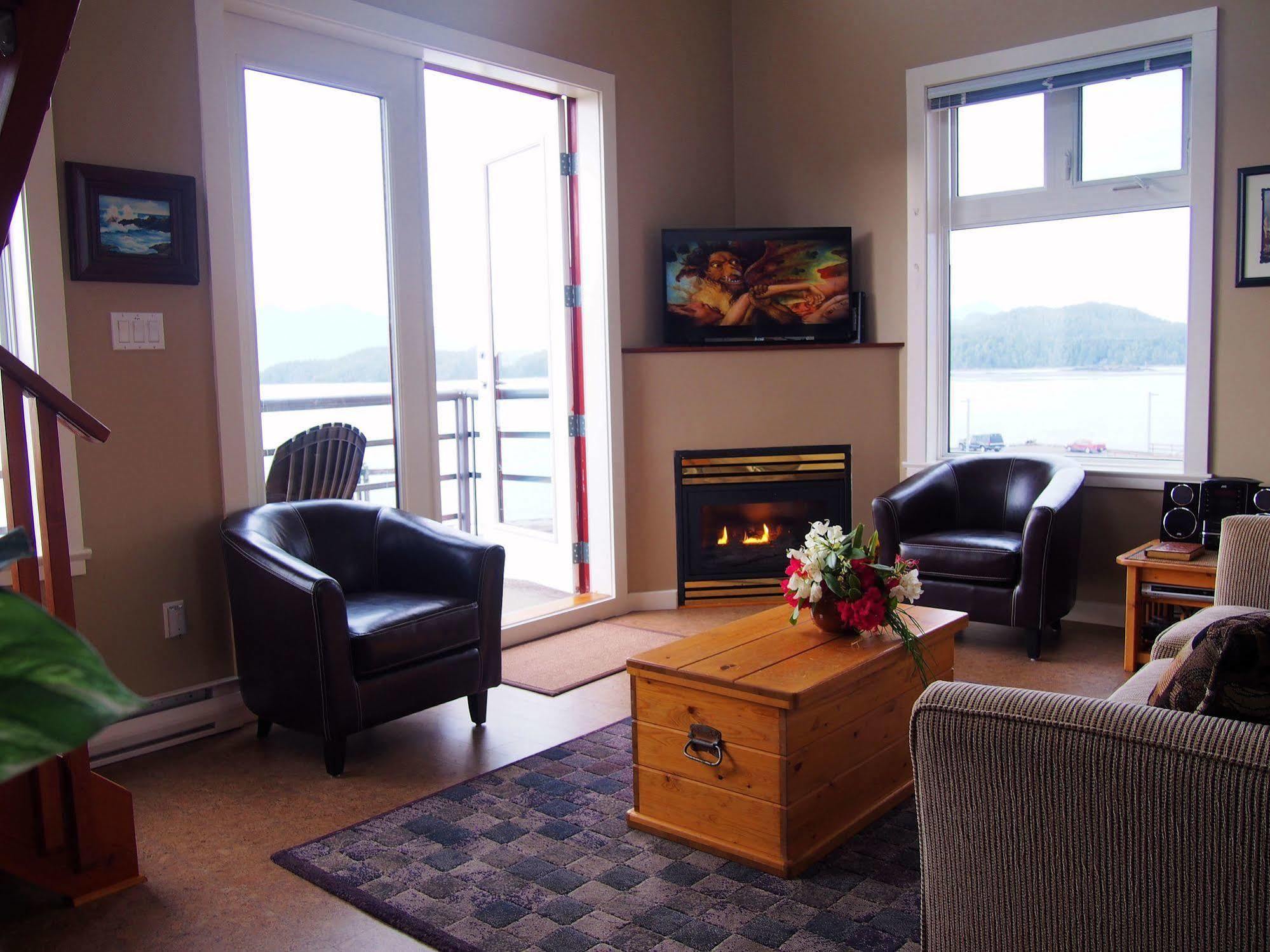 Fred Tibbs Ocean Front Condos Tofino Exterior photo